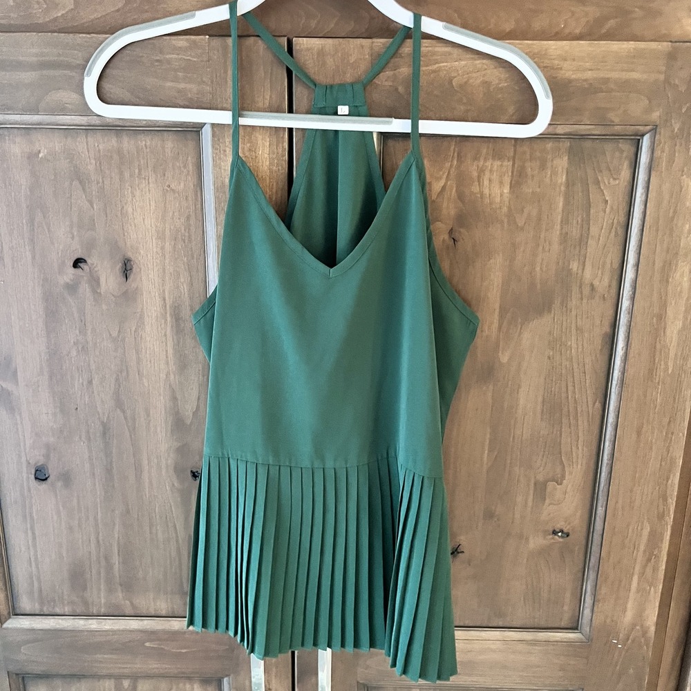 SHEIN-Green Pleated Cami Size L